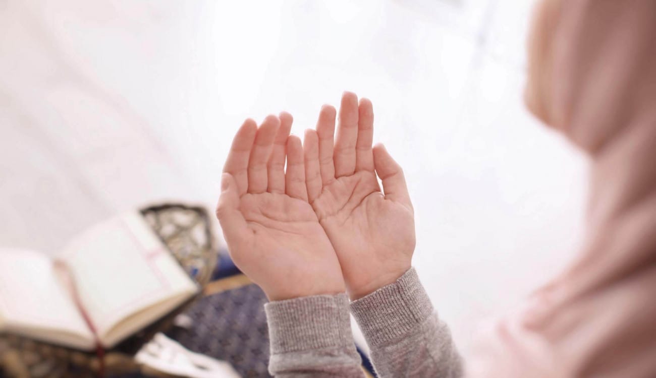 موقع الدكتور ايمن البدارين الرسمي - aymanbadarin.com | استفاق من غيبوبة استمرت 15 عاما بفضل دعاء ابنته