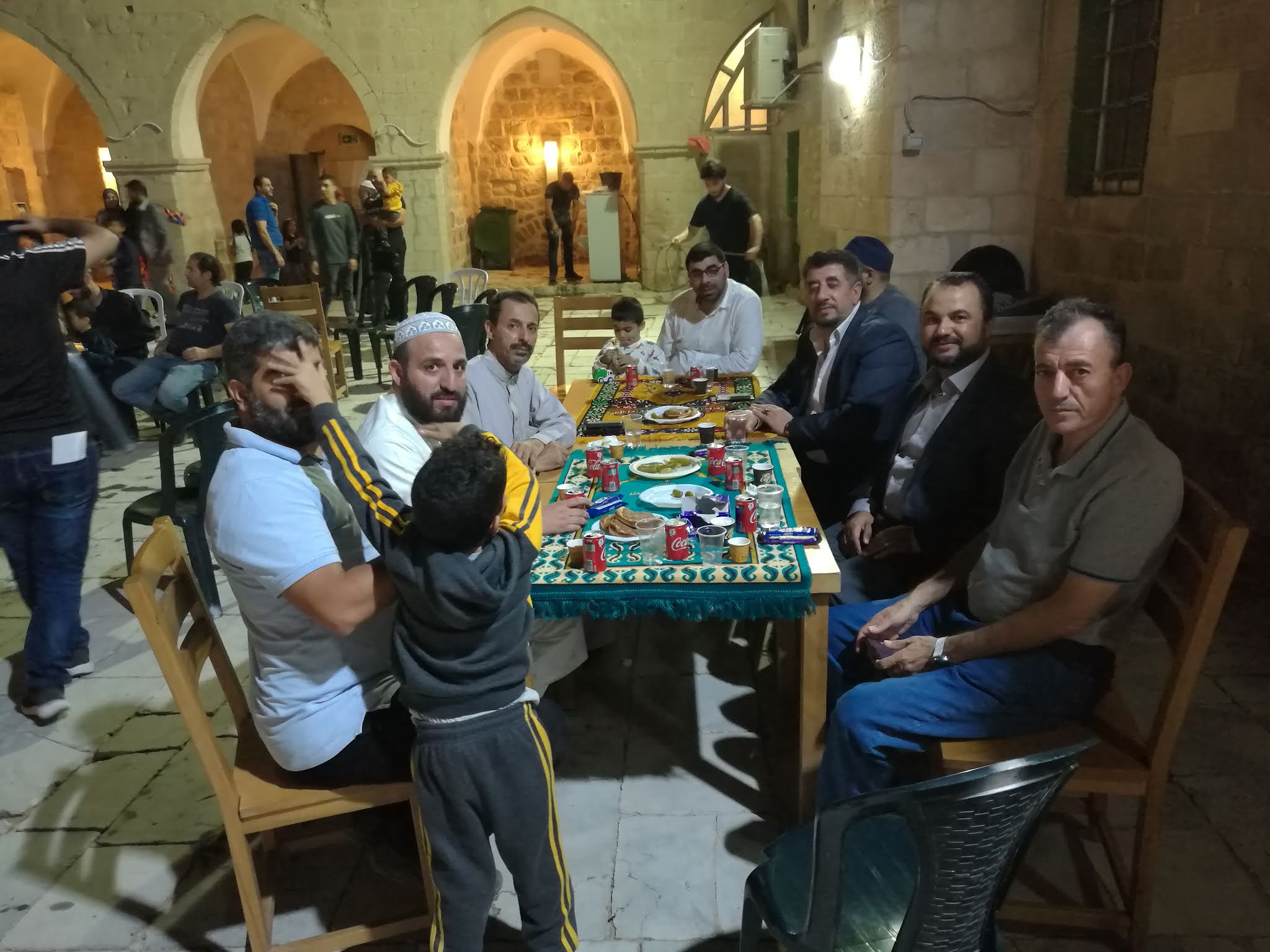 موقع الدكتور ايمن البدارين الرسمي - aymanbadarin.com | الدكتور أيمن البدارين بعيد محاضرة عن المولد النبوي الشريف في مقام النبي موسى عليه السلام