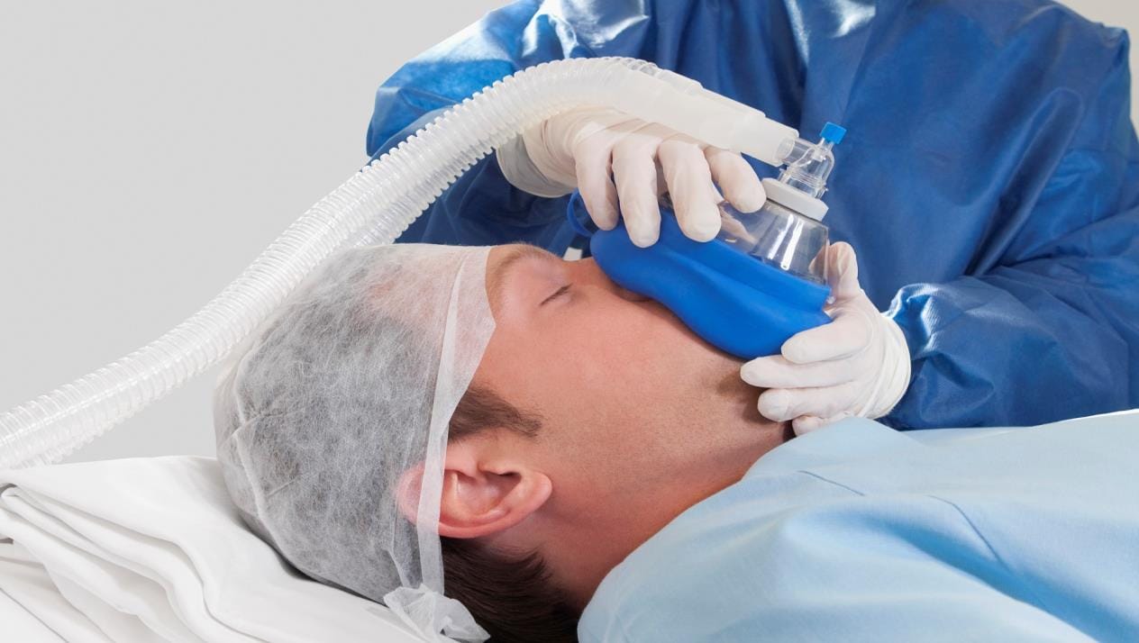 موقع الدكتور ايمن البدارين الرسمي - aymanbadarin.com | حكم صحة صوم من خدر تخديراً موضعياً أو كلياً