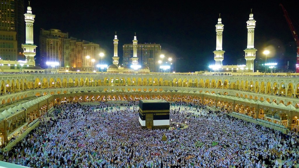 الكعبة المشرفة والمسجد الحرام